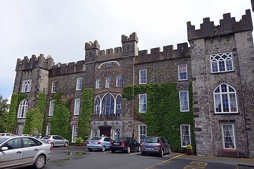 Clongowes Wood College